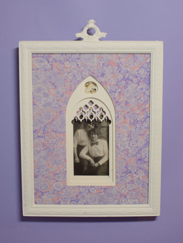 Icon of Couple Resting Heads on Top of Each Other - Brian Van Camerik