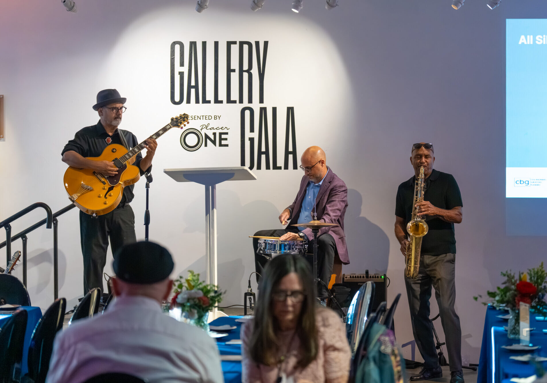 gallery_gala.24-25-3 gallery_gala.24-25-3